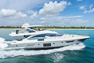 2018 Azimut Flybridge