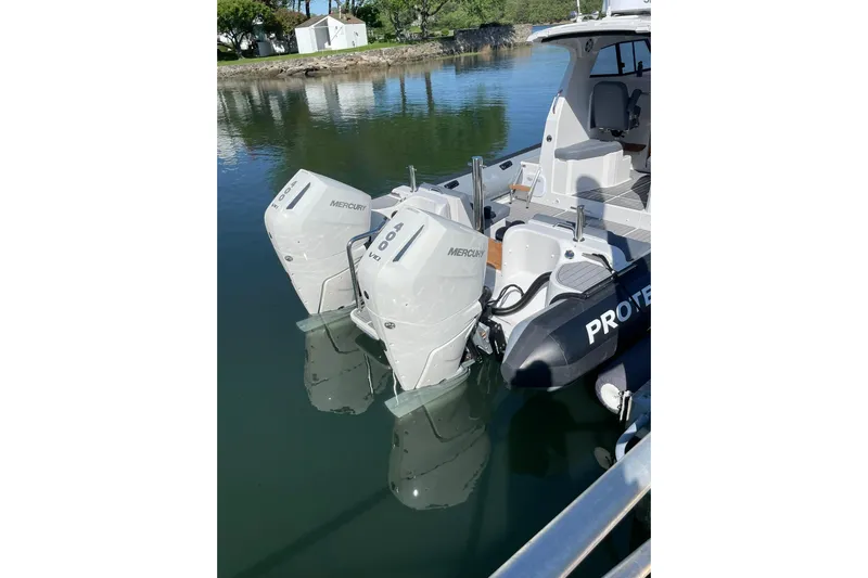  Yacht Photos Pics US Delivery Photo - May 2025