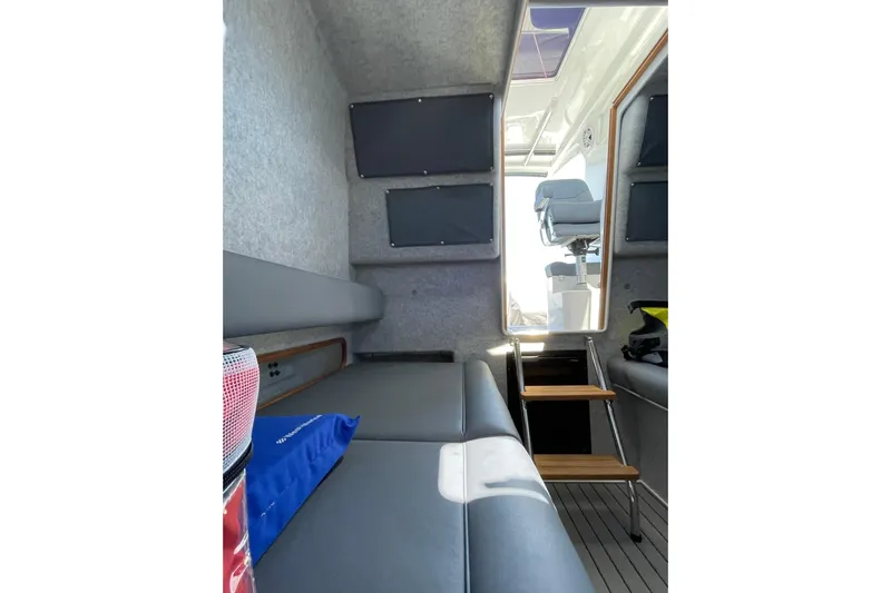  Yacht Photos Pics US Delivery Photo - May 2025