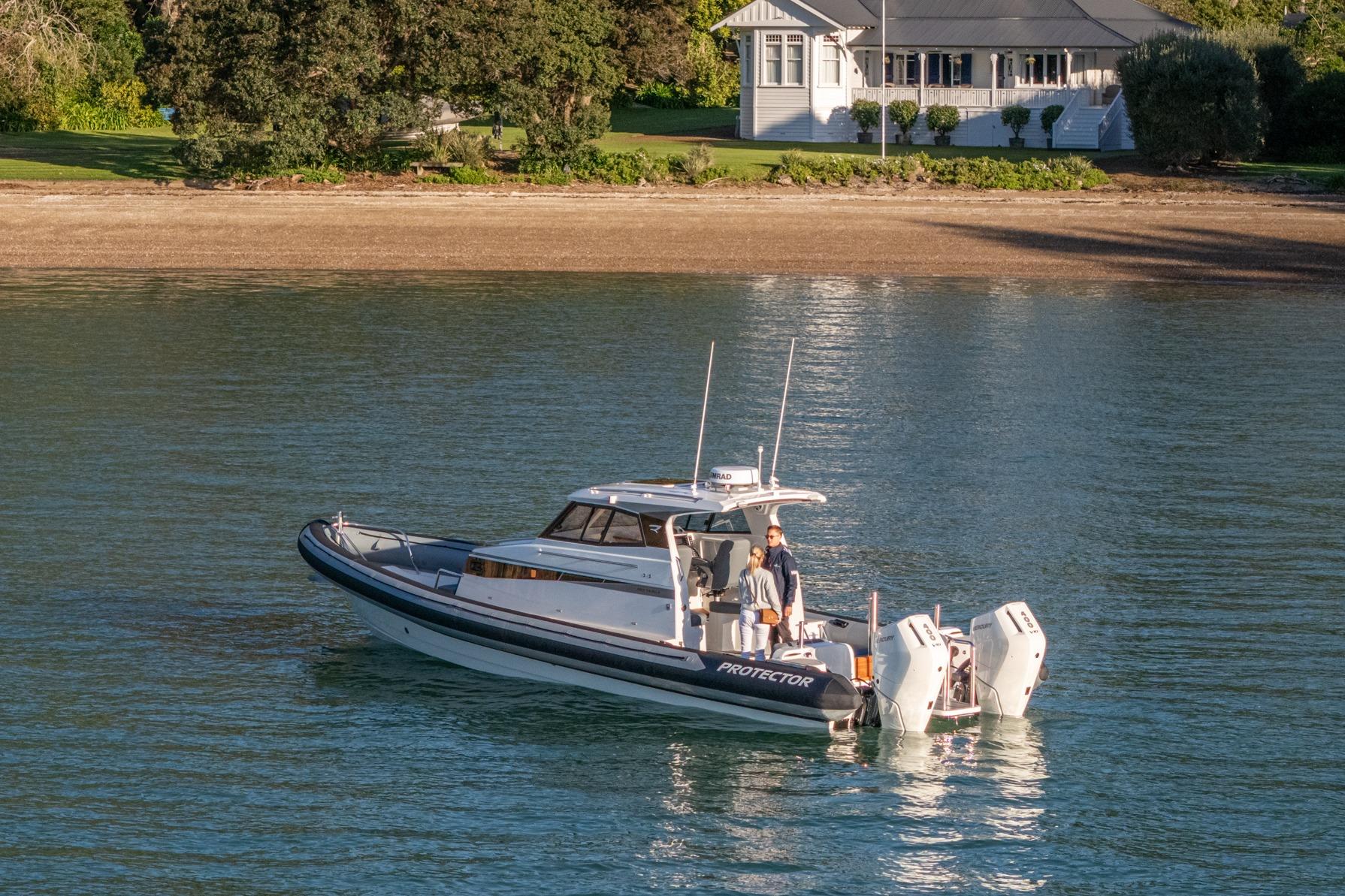 Protector 380 Targa - V10 400 HP w/ JPO