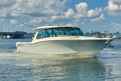 Grady-White Freedom 415