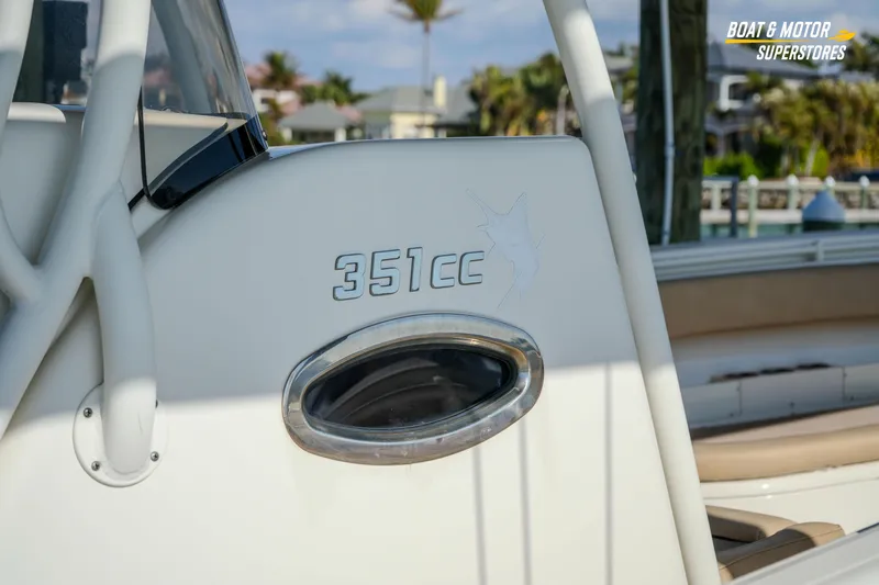 Yacht Photos Pics 2018 Key West Billistic 351 Center Console boat detail with logo and seating.