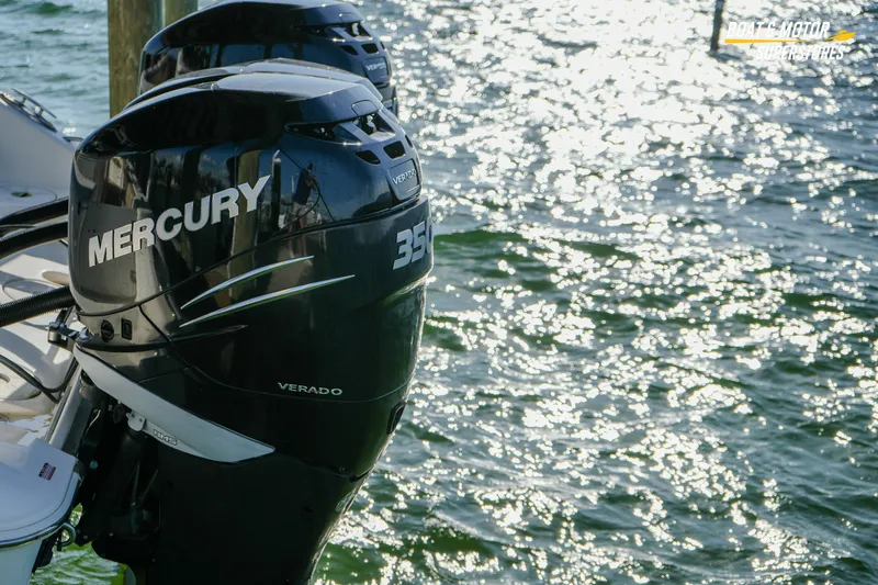  Yacht Photos Pics 2018 Key West Billistic 351 Center Console with Mercury Verado 350 engines on sparkling water.