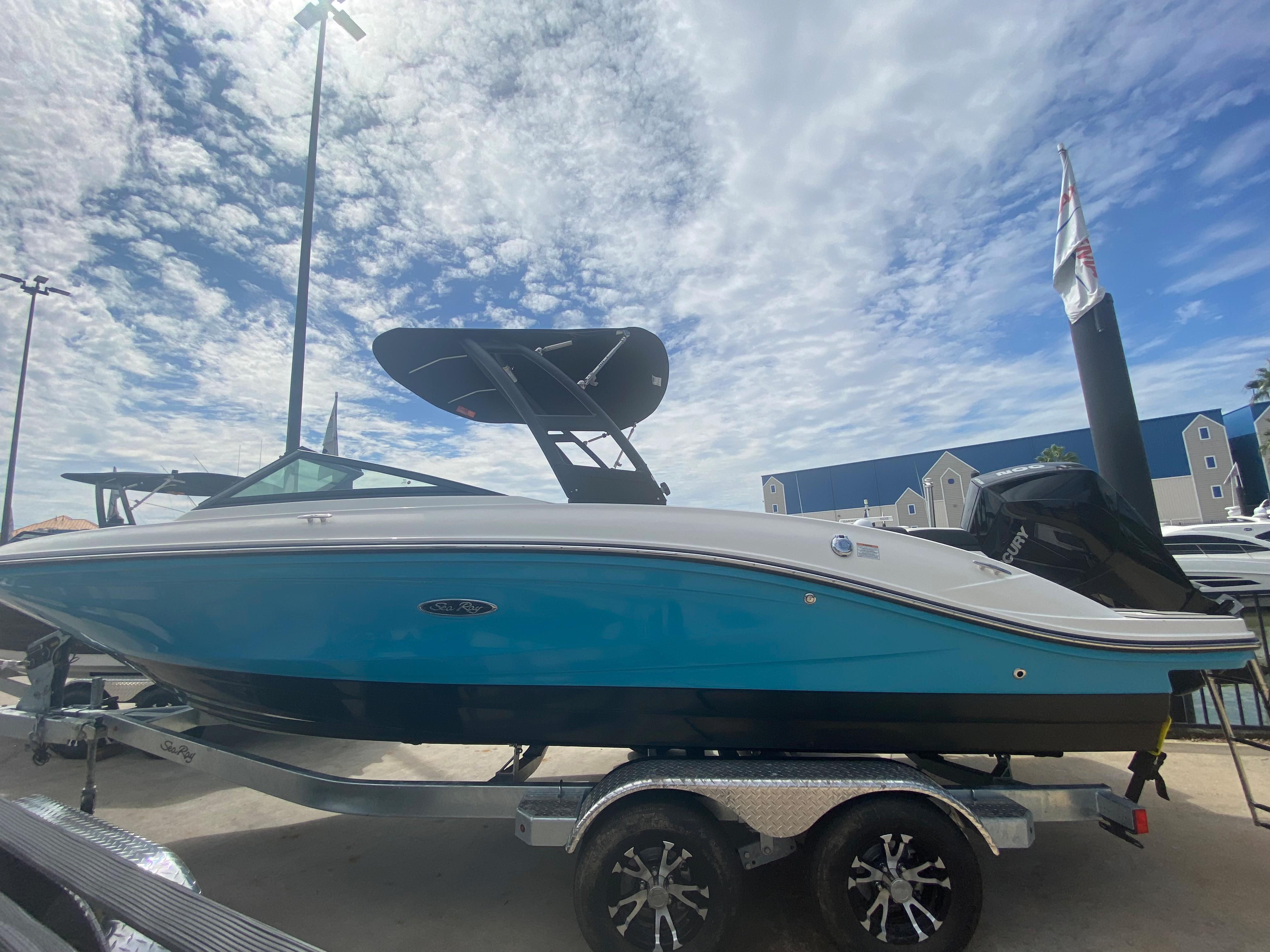 2023 Sea Ray SPX 210 OB