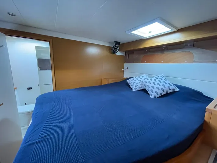 Matilda Mia Yacht Photos Pics 