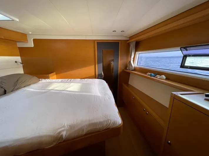 Matilda Mia Yacht Photos Pics 