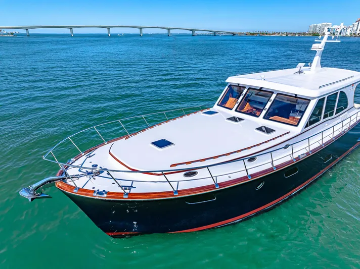 Island Girl Yacht Photos Pics 