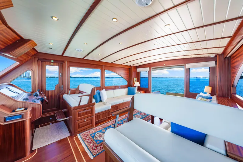 Island Girl Yacht Photos Pics 