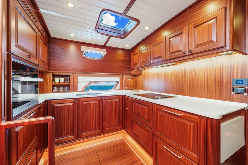 Island Girl Yacht Photos Pics 