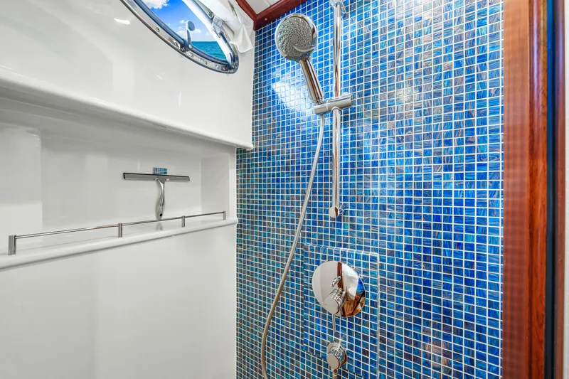 Island Girl Yacht Photos Pics 