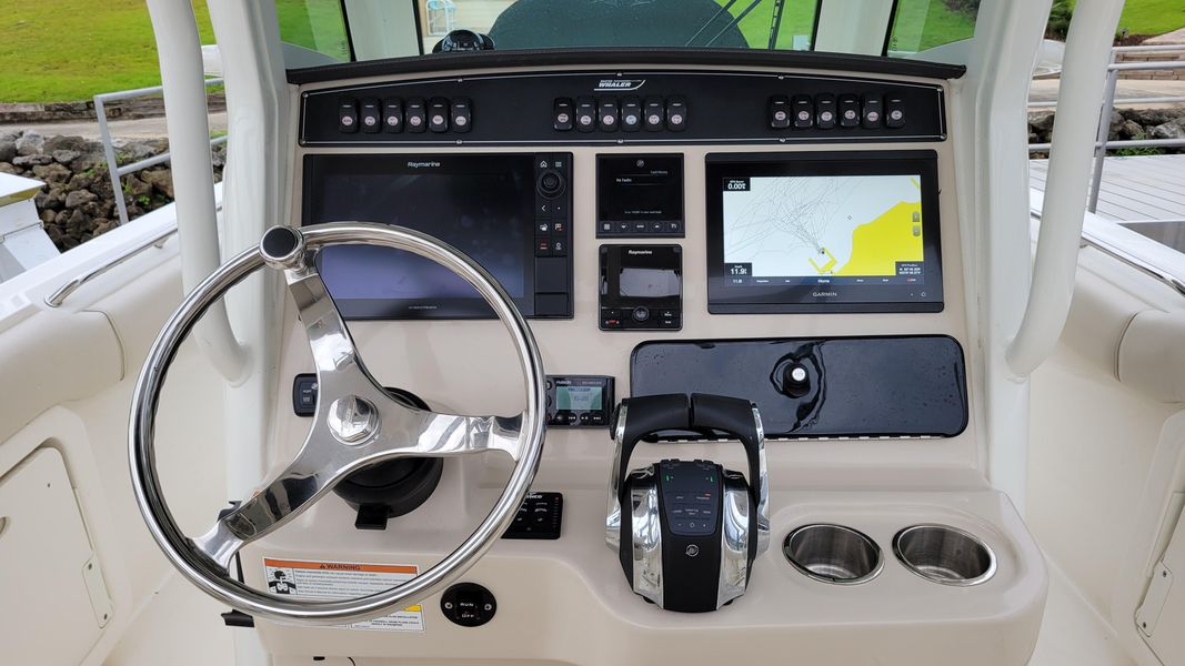 2020 Boston Whaler 280 Outrage