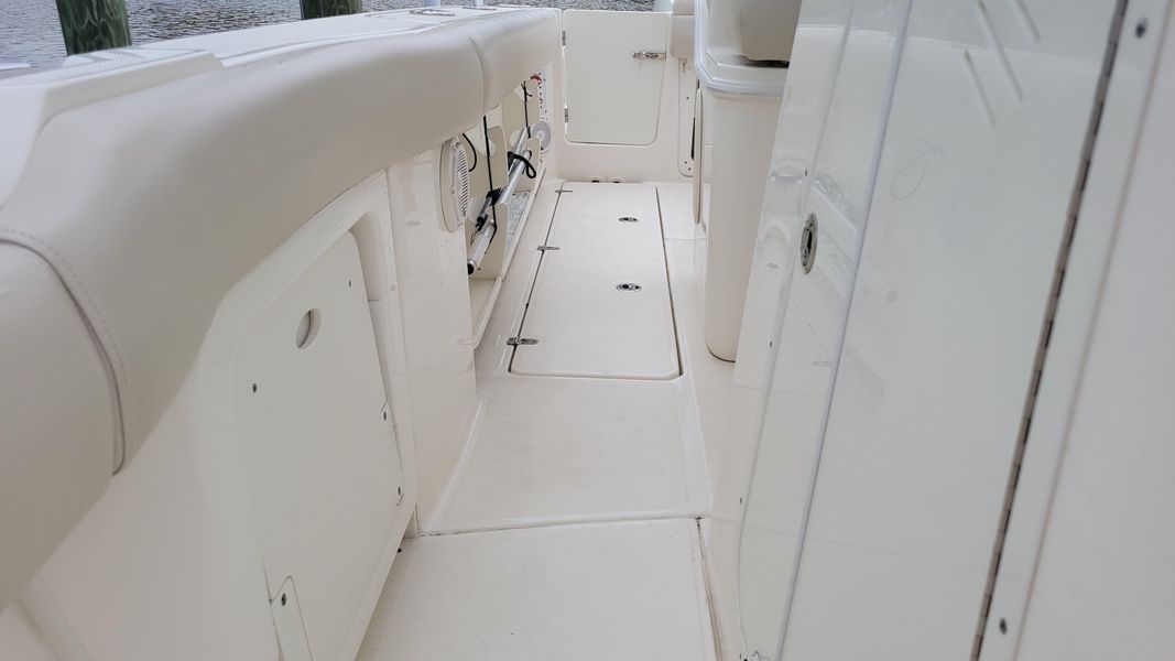 2020 Boston Whaler 280 Outrage