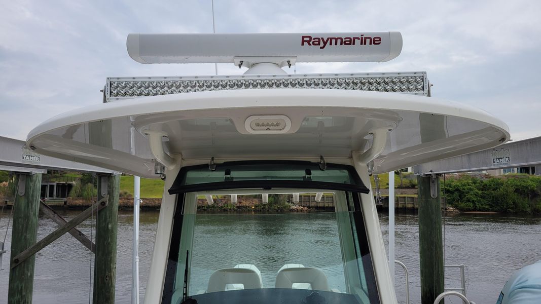 2020 Boston Whaler 280 Outrage