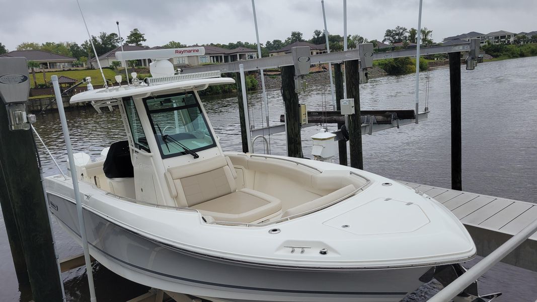 2020 Boston Whaler 280 Outrage