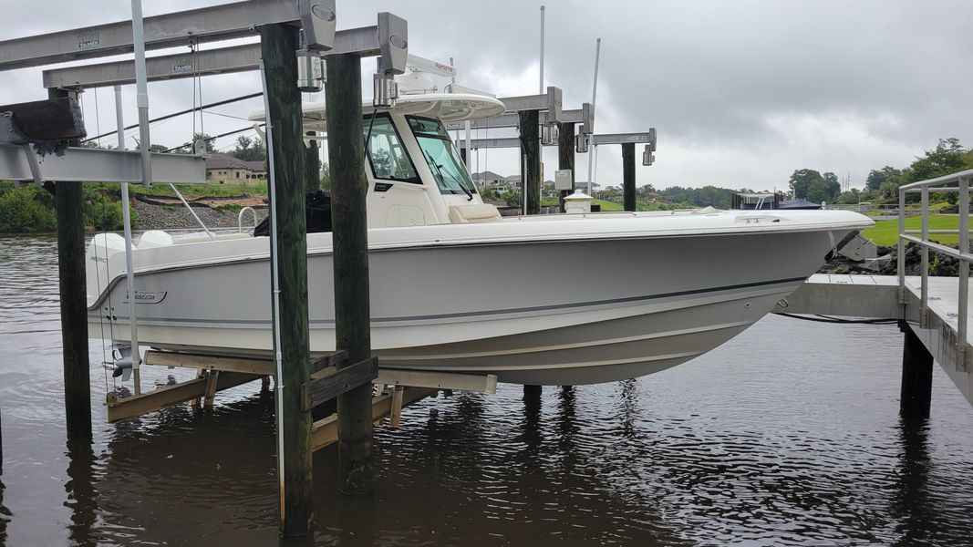 2020 Boston Whaler 280 Outrage