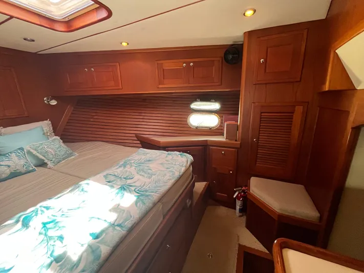 Sandpiper Yacht Photos Pics 