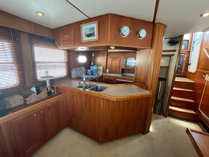 Sandpiper Yacht Photos Pics 