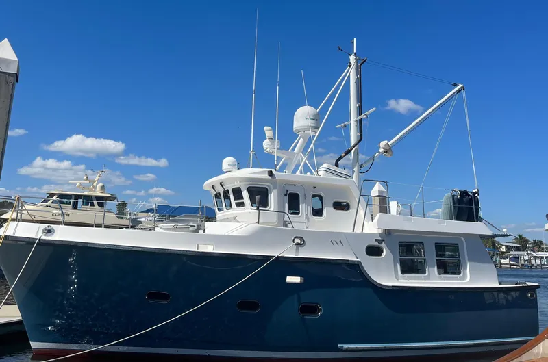 Sandpiper Yacht Photos Pics 