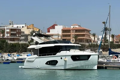 2019 Absolute NAVETTA 48