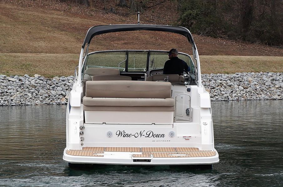 2014 Regal 32 Express