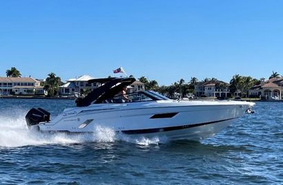 2021 33' Cruisers-338CX OB West Palm Beach, FL, US