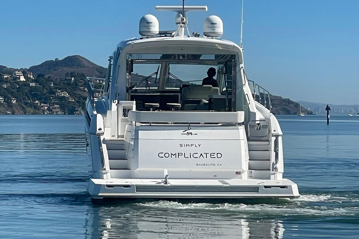 2019 Cruisers Yachts 53 