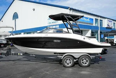 Sea Ray SPX 190