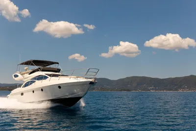 Azimut 43