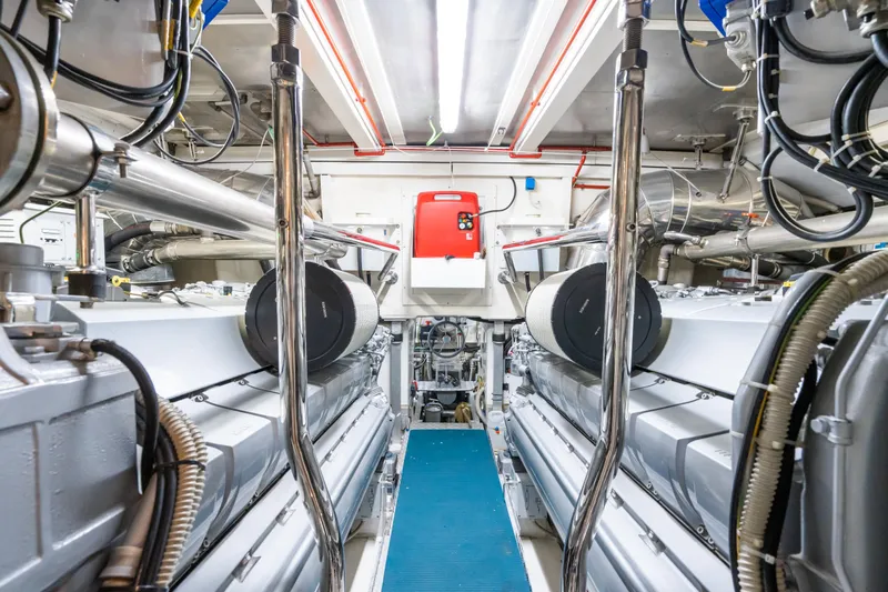 Milu II Yacht Photos Pics 