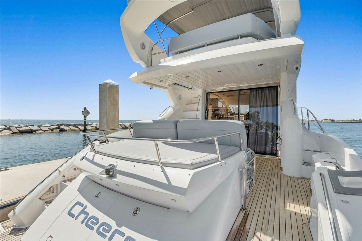 2009 Sunseeker 52 