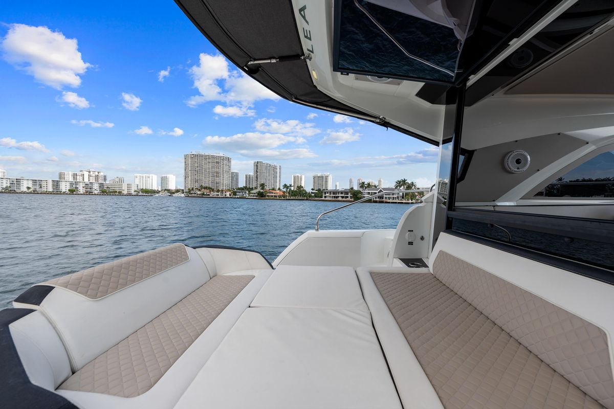 2018 Jeanneau 46 