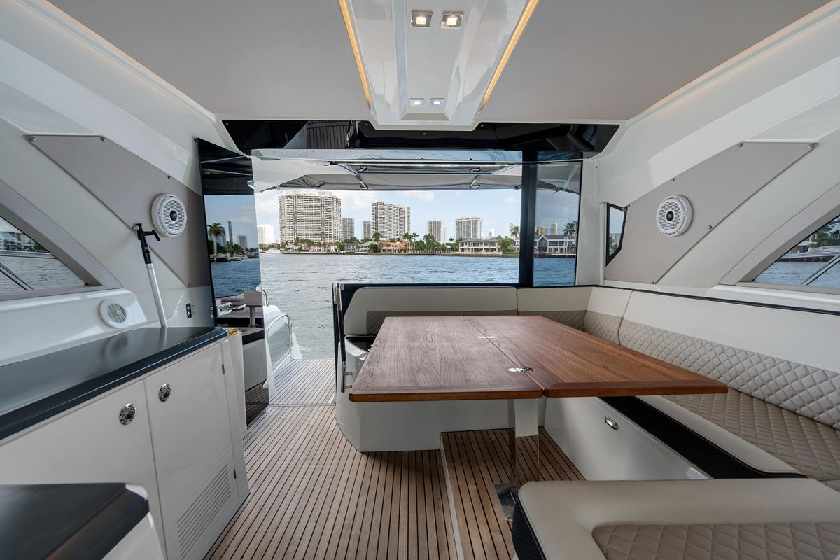2018 Jeanneau 46 
