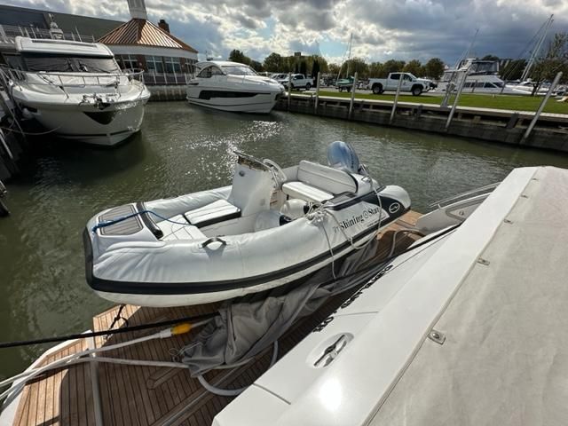 2020 Azimut 66 