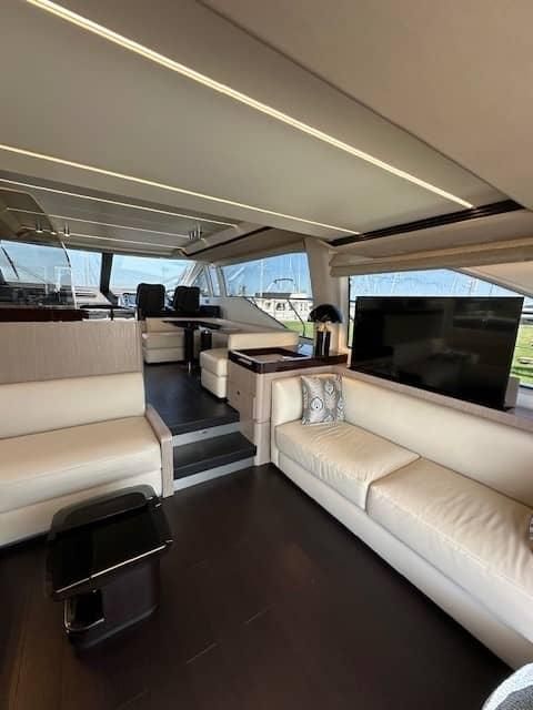 2020 Azimut 66 