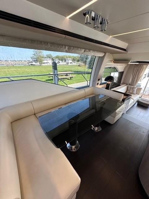 2020 Azimut 66 