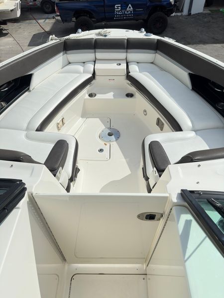 2017 Sea Ray 350 SLX