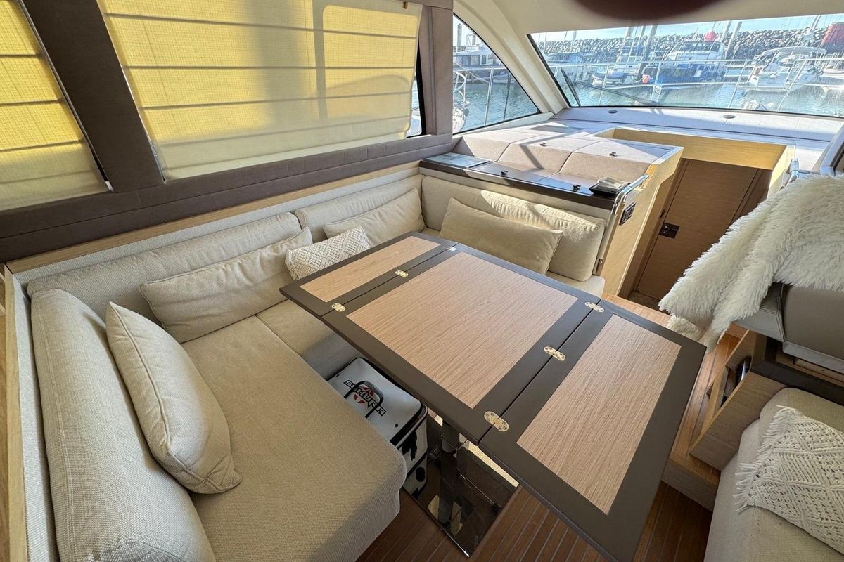 2016 Beneteau 49 