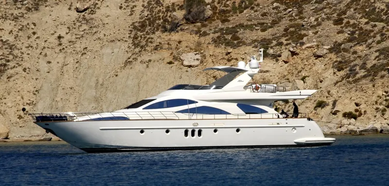  Yacht Photos Pics Side view
