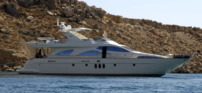  Yacht Photos Pics Side view