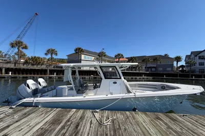 2022 Sea Pro 320 DLX Offshore