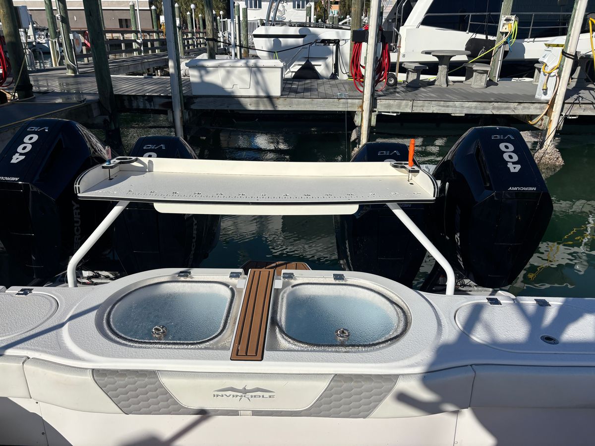 2023 Invincible 45 