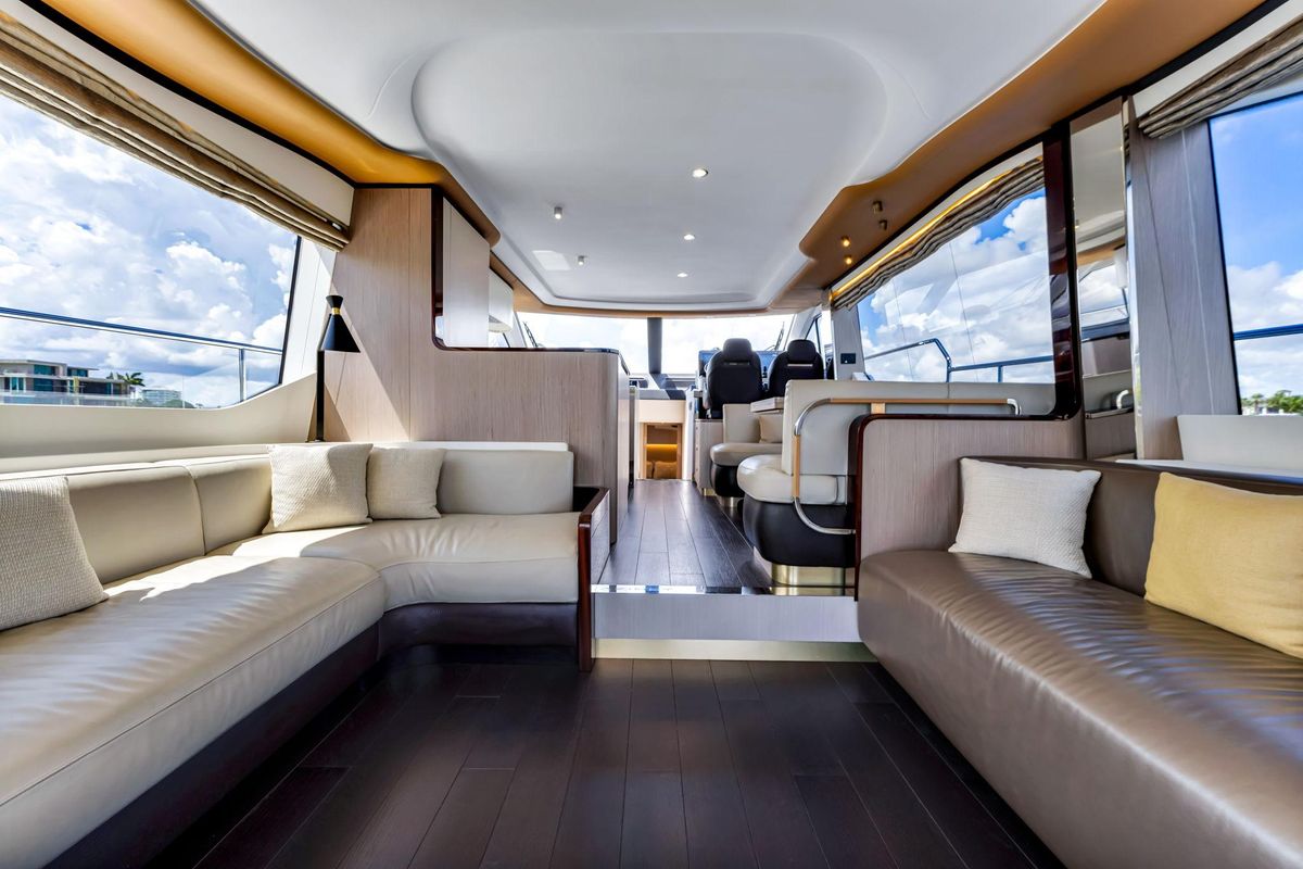 2022 Azimut 60 