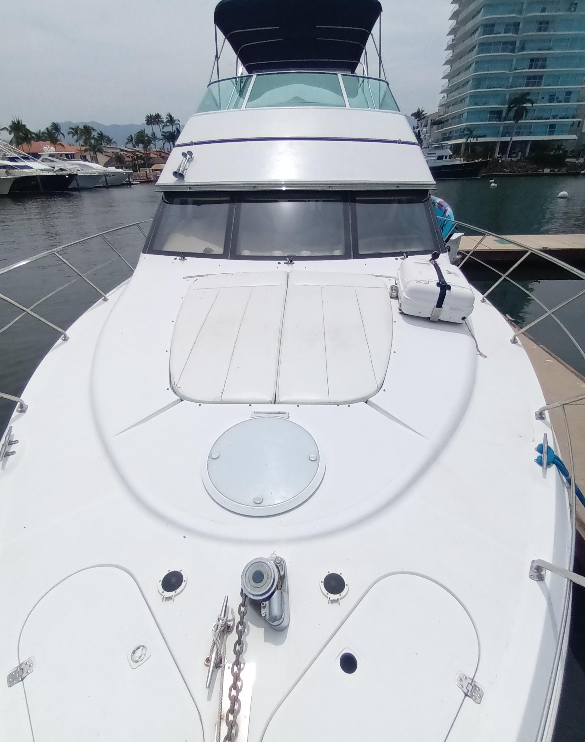 2000 Carver 450 Voyager Pilothouse Motor Yacht for sale - YachtWorld