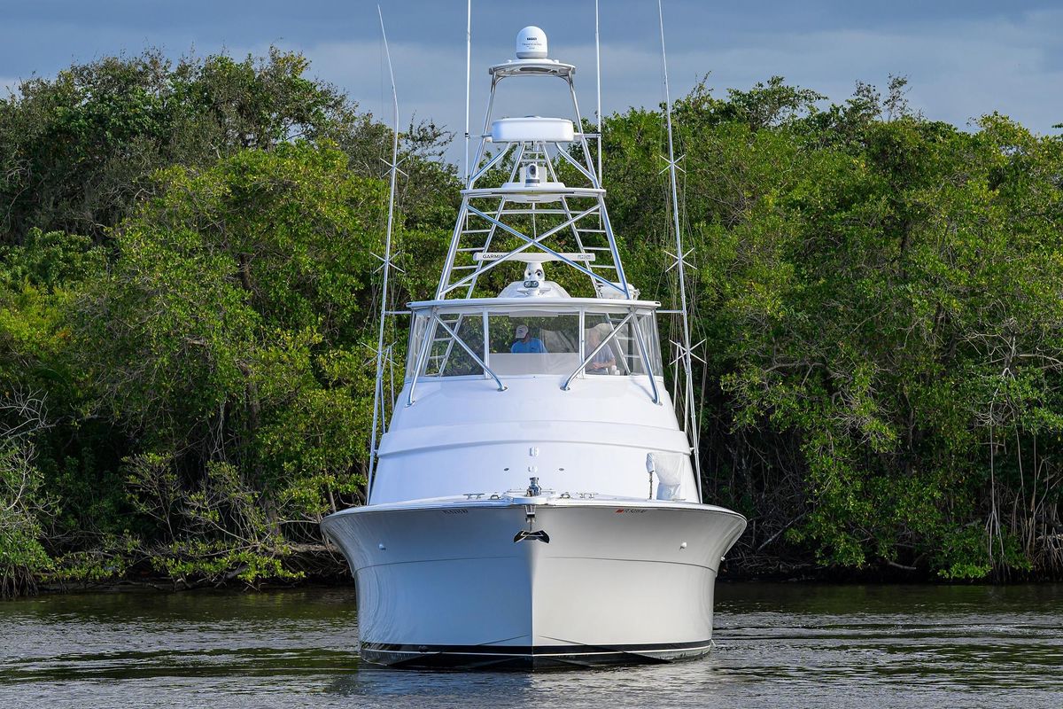 2013 Hatteras 63 