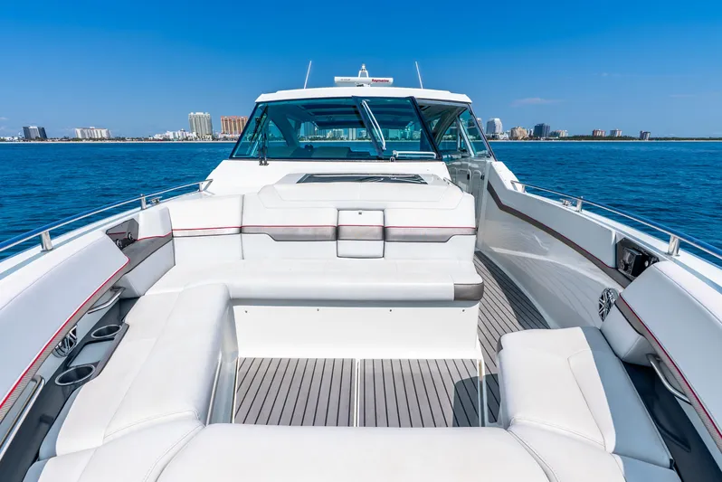  Yacht Photos Pics 2017 Formula 430 All Sport Crossover boat on open water, featuring spacious seating.