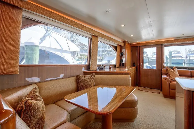 Nikki C Yacht Photos Pics Dinette