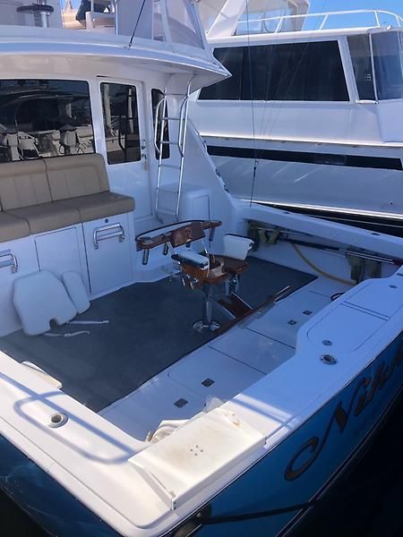 2005 Viking 56 