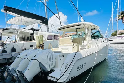 Boston Whaler 345 Conquest