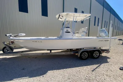 Sea Pro 248 Bay