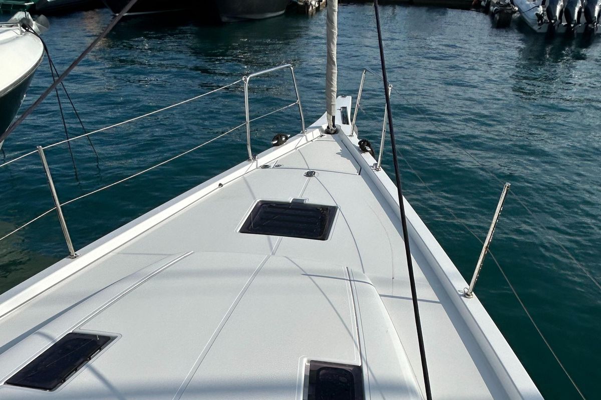 2024 Beneteau 46 